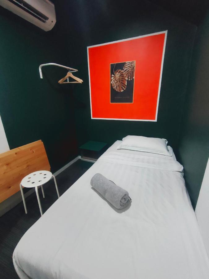 Allbes Parklands Hotel Кланг Екстериор снимка